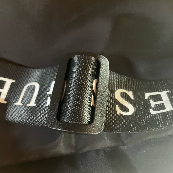 Rare Guess Fanny Pack Bag Black Nylon Logo Tape Strap Adjustable with Clip - Picture 8 of 9